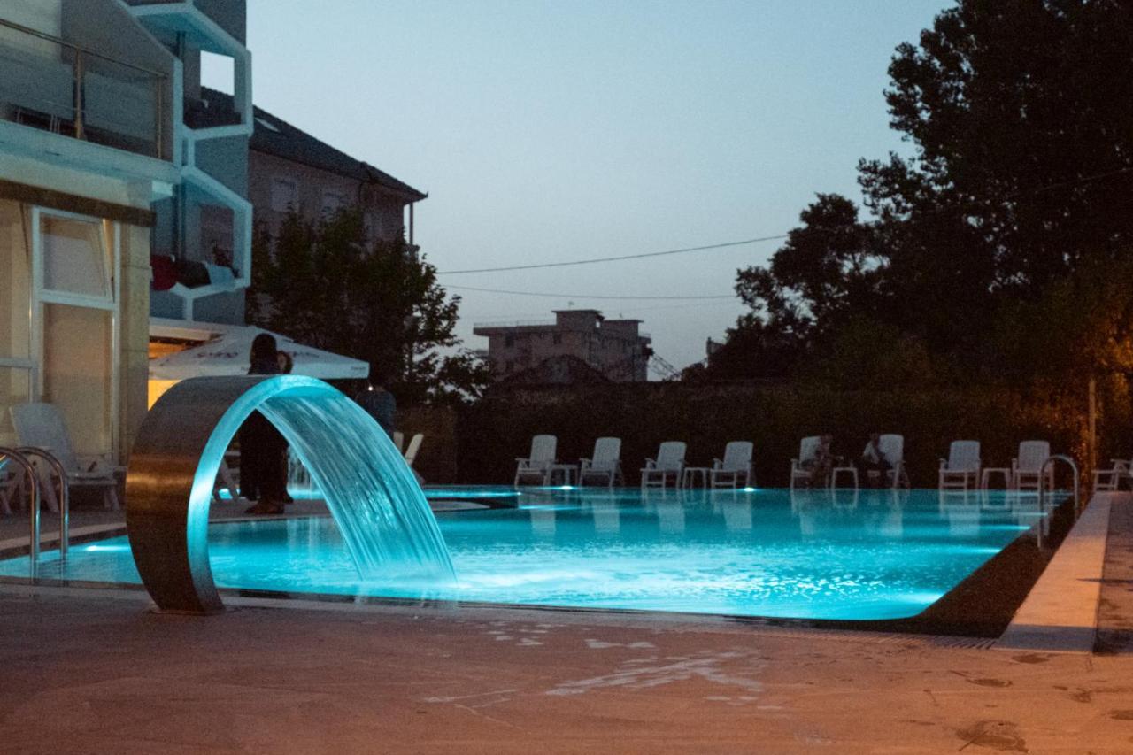 Center Park Ξενοδοχείο Velipojë Εξωτερικό φωτογραφία