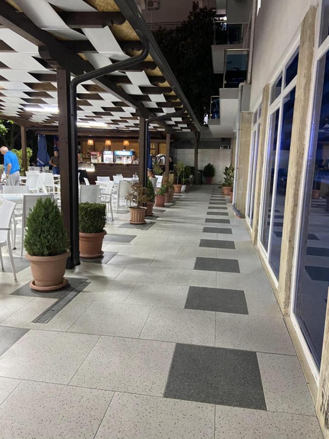 Center Park Ξενοδοχείο Velipojë Εξωτερικό φωτογραφία